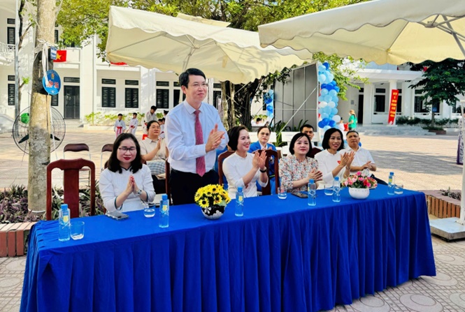 Trên 16.000 học sinh các cấp học xã Hoài Đức phấn khởi, hân hoan trong ngày khai giảng năm học mới 2025 – 2026- Ảnh 2.