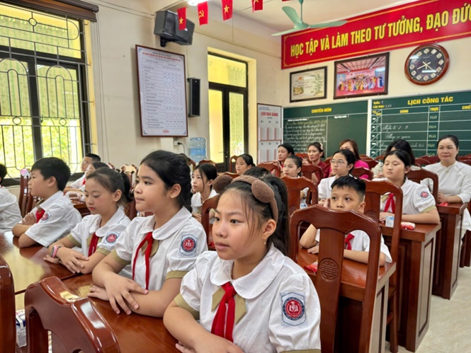 Trên 16.000 học sinh các cấp học xã Hoài Đức phấn khởi, hân hoan trong ngày khai giảng năm học mới 2025 – 2026- Ảnh 20.