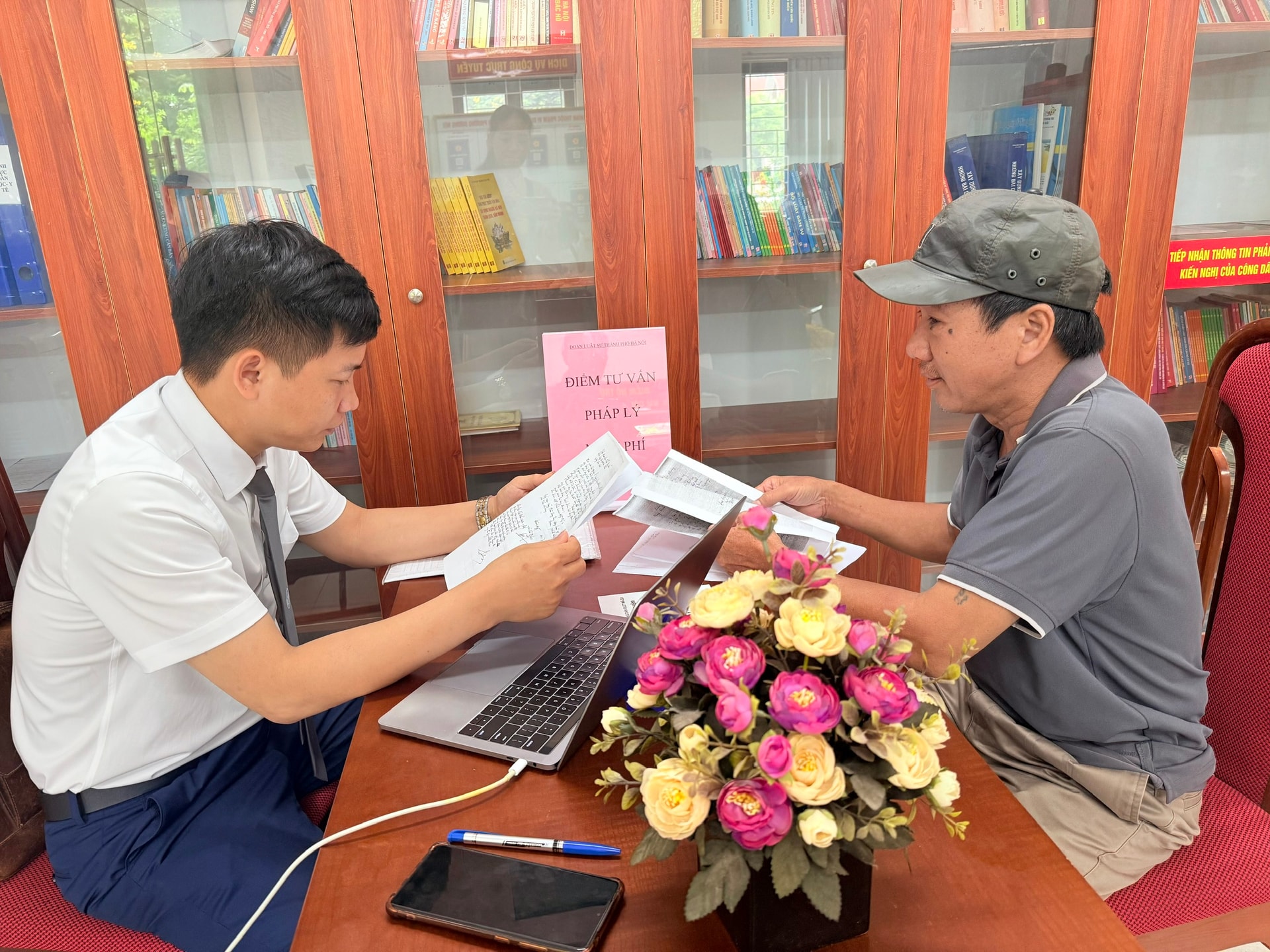 Ngày thứ hai vận hành mô hình mới: Ghi nhận từ lòng dân- Ảnh 4.