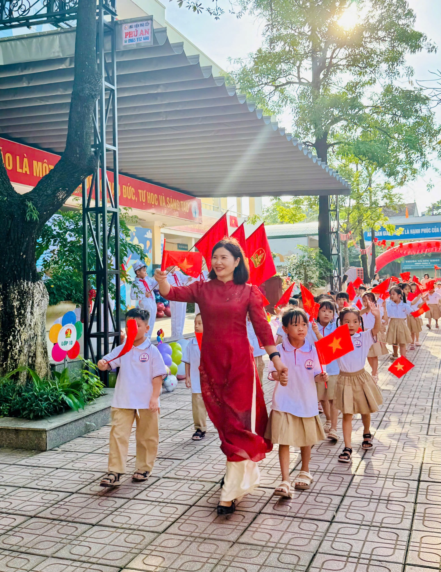 An Khánh: Học sinh hân hoan bước vào năm học mới- Ảnh 9.