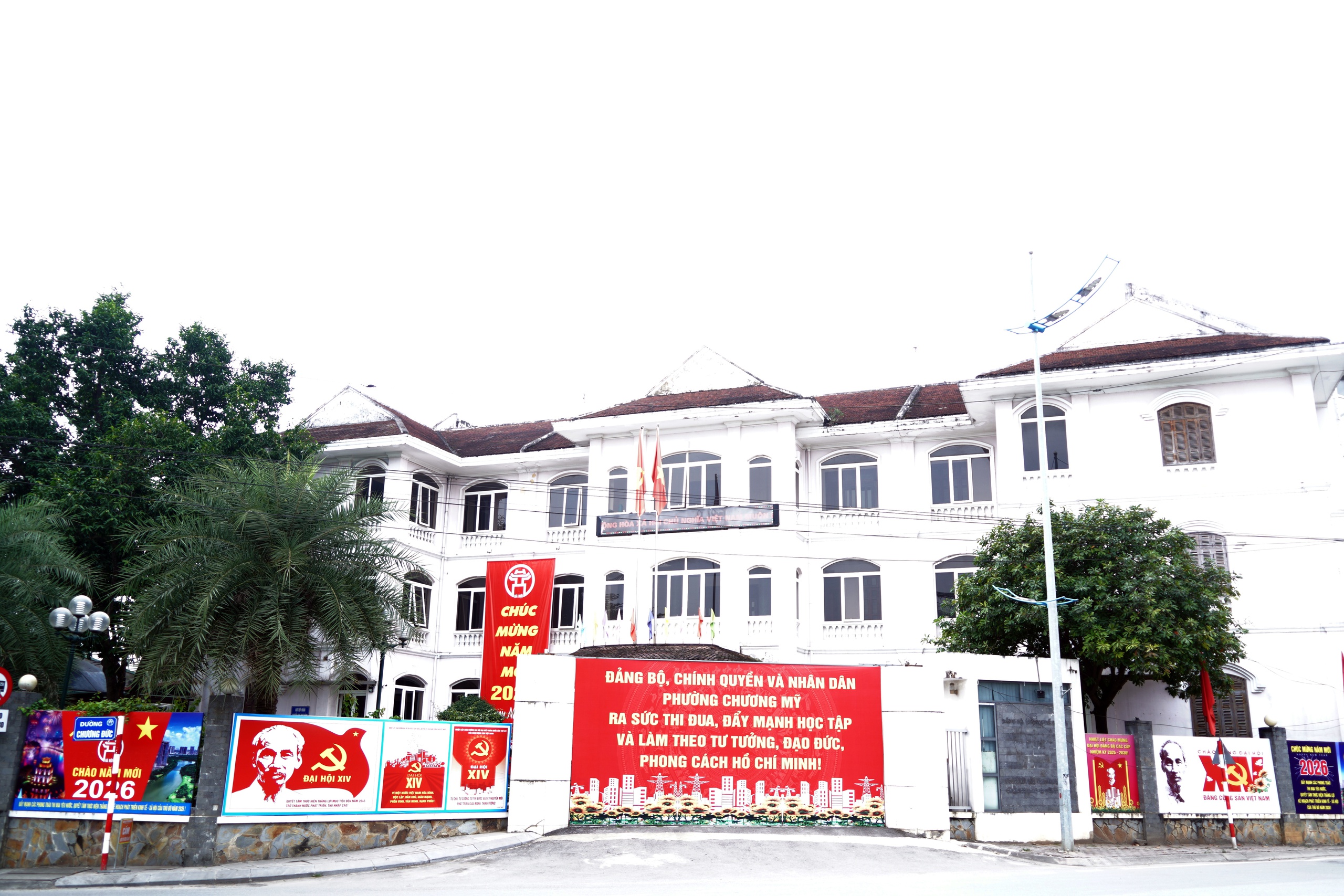 Chương Mỹ rợp cờ hoa, hân hoan đón năm mới 2026- Ảnh 8.