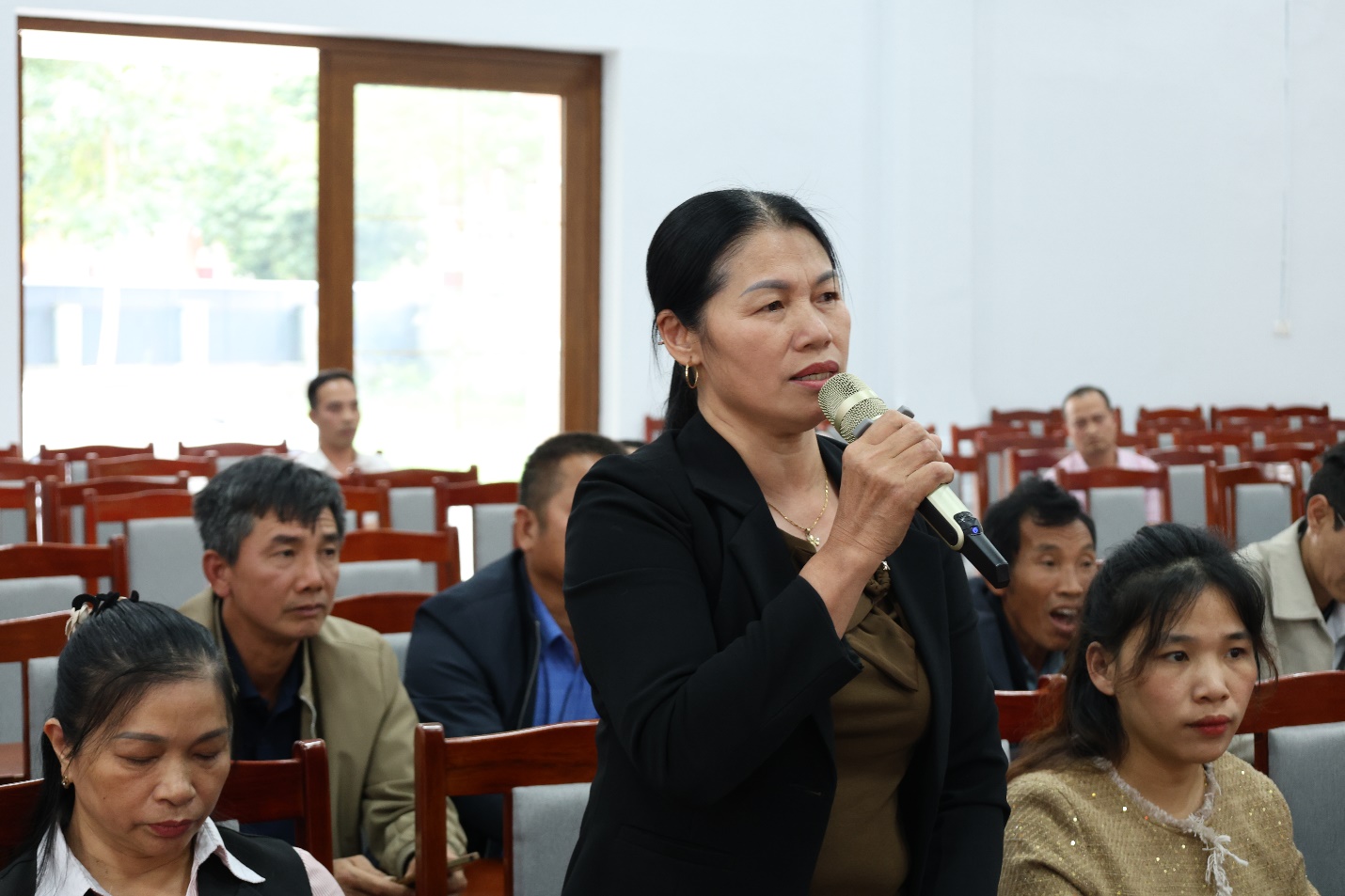 Hội nghị tiếp xúc cử tri sau kỳ họp thứ hai HĐND xã Mê Linh khóa XX, nhiệm kỳ 2021-2026- Ảnh 4.