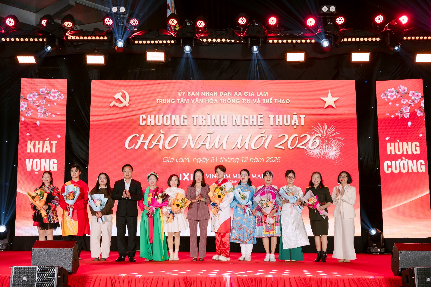 Gia Lâm tưng bừng chương trình nghệ thuật chào năm mới 2026- Ảnh 2.