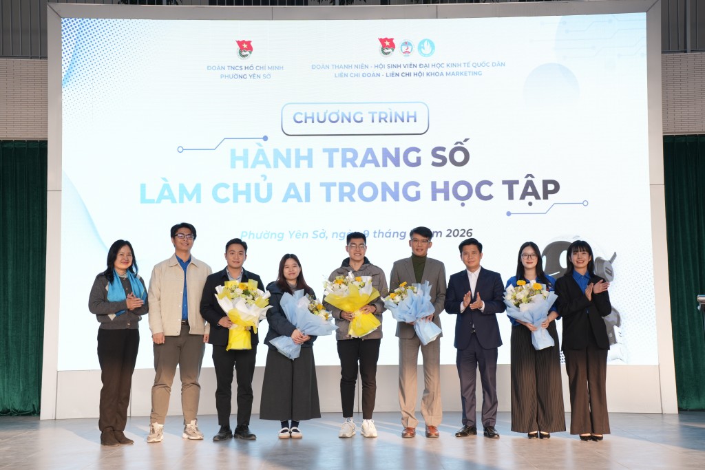 Hành trang số - Làm chủ AI trong học tập học sinh Yên Sở phát triển bền vững- Ảnh 6.