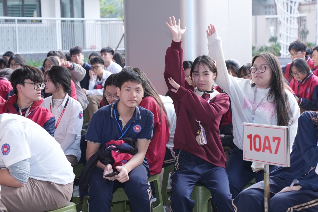 Hành trang số - Làm chủ AI trong học tập học sinh Yên Sở phát triển bền vững- Ảnh 5.