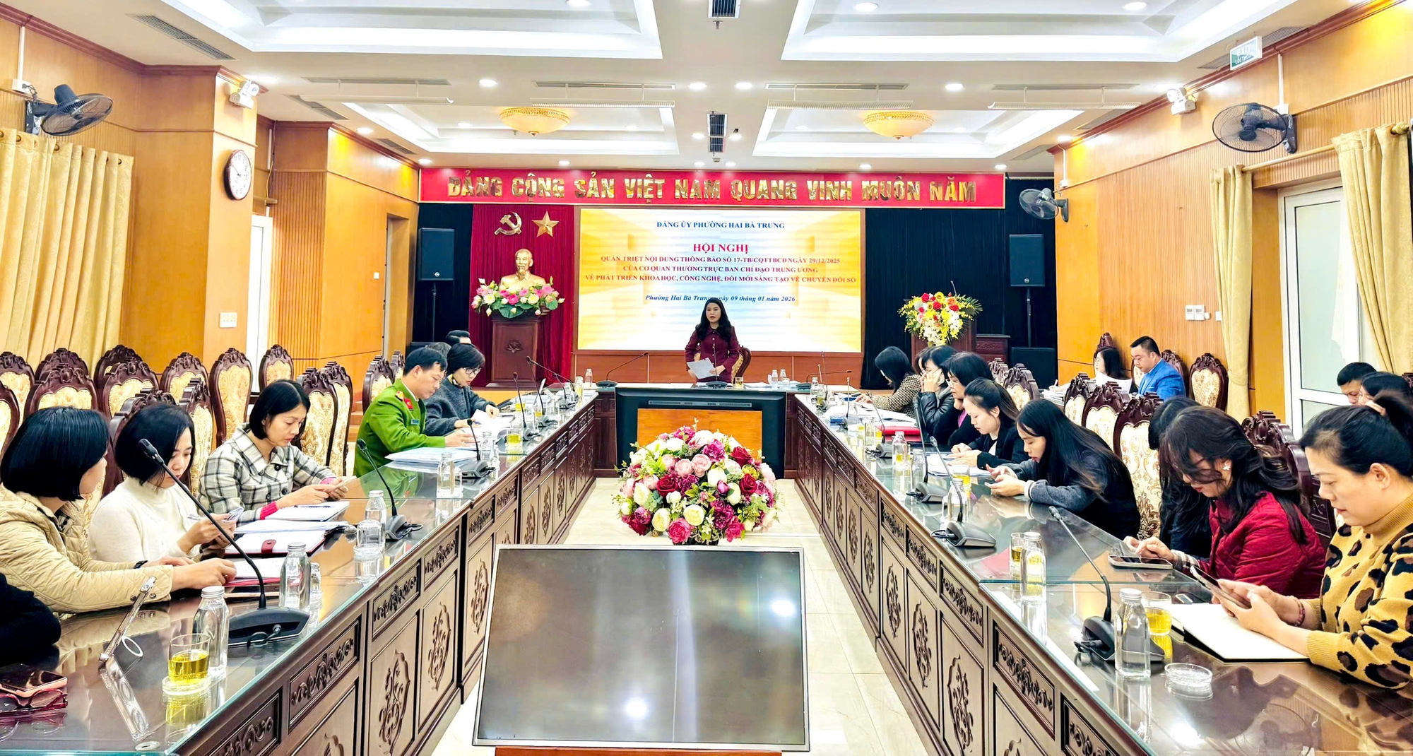 Đột phá từ cơ sở: Phường Hai Bà Trưng quán triệt, triển khai Nghị quyết số 57- NQ/TW theo tinh thần “4 trục” “6 rõ”- Ảnh 1.