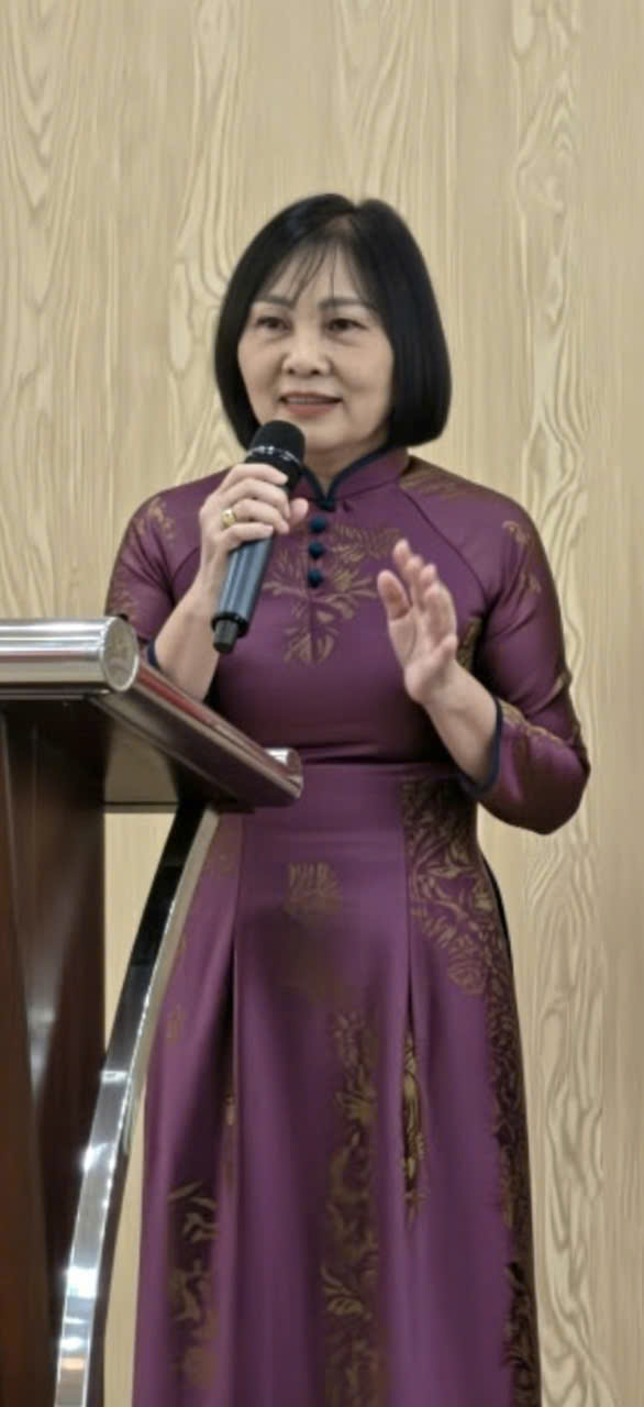 Xã Kim Anh: Trao quyết định bổ nhiệm Hiệu trưởng trường Mầm non Minh Trí B và trường Tiểu học Tân Dân A.- Ảnh 3.