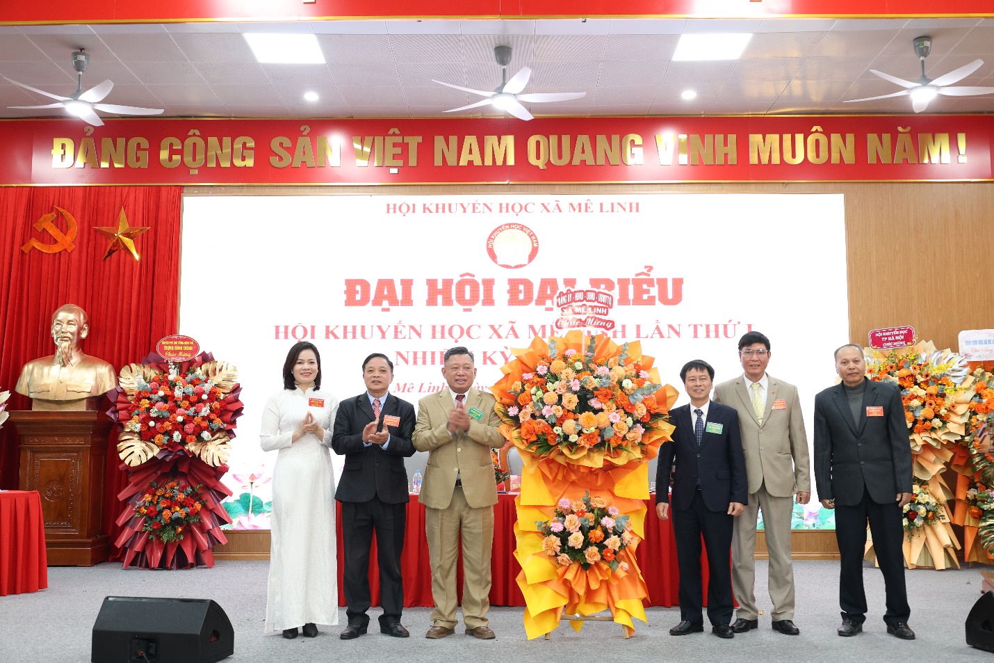 Đại hội Hội Khuyến học xã Mê Linh lần thứ I nhiệm kỳ 2026 - 2031 thành công tốt đẹp- Ảnh 2.