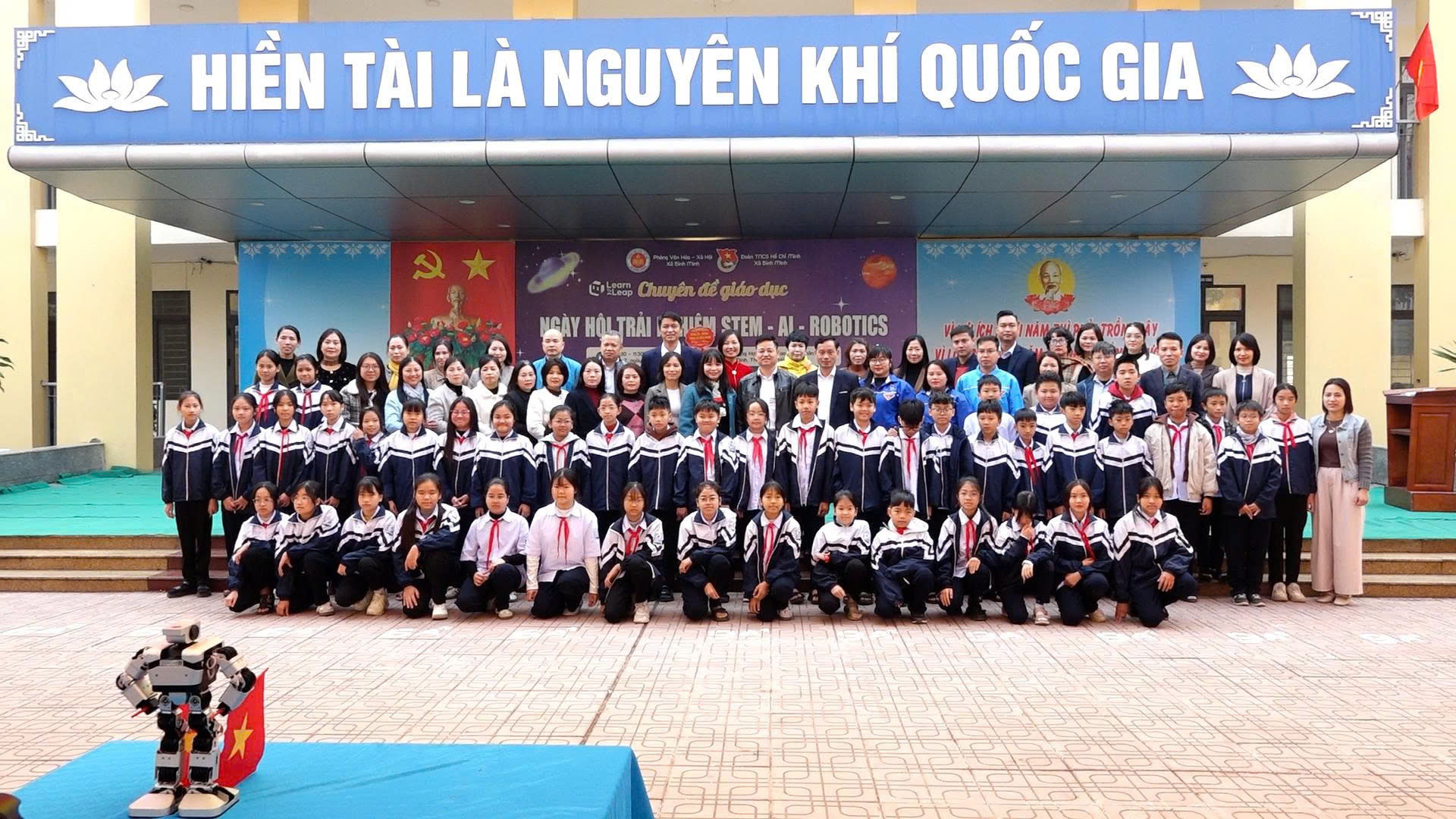 NGÀY HỘI TRẢI NGHIỆM STEM – AI – ROBOTICS: Khơi dậy đam mê công nghệ số