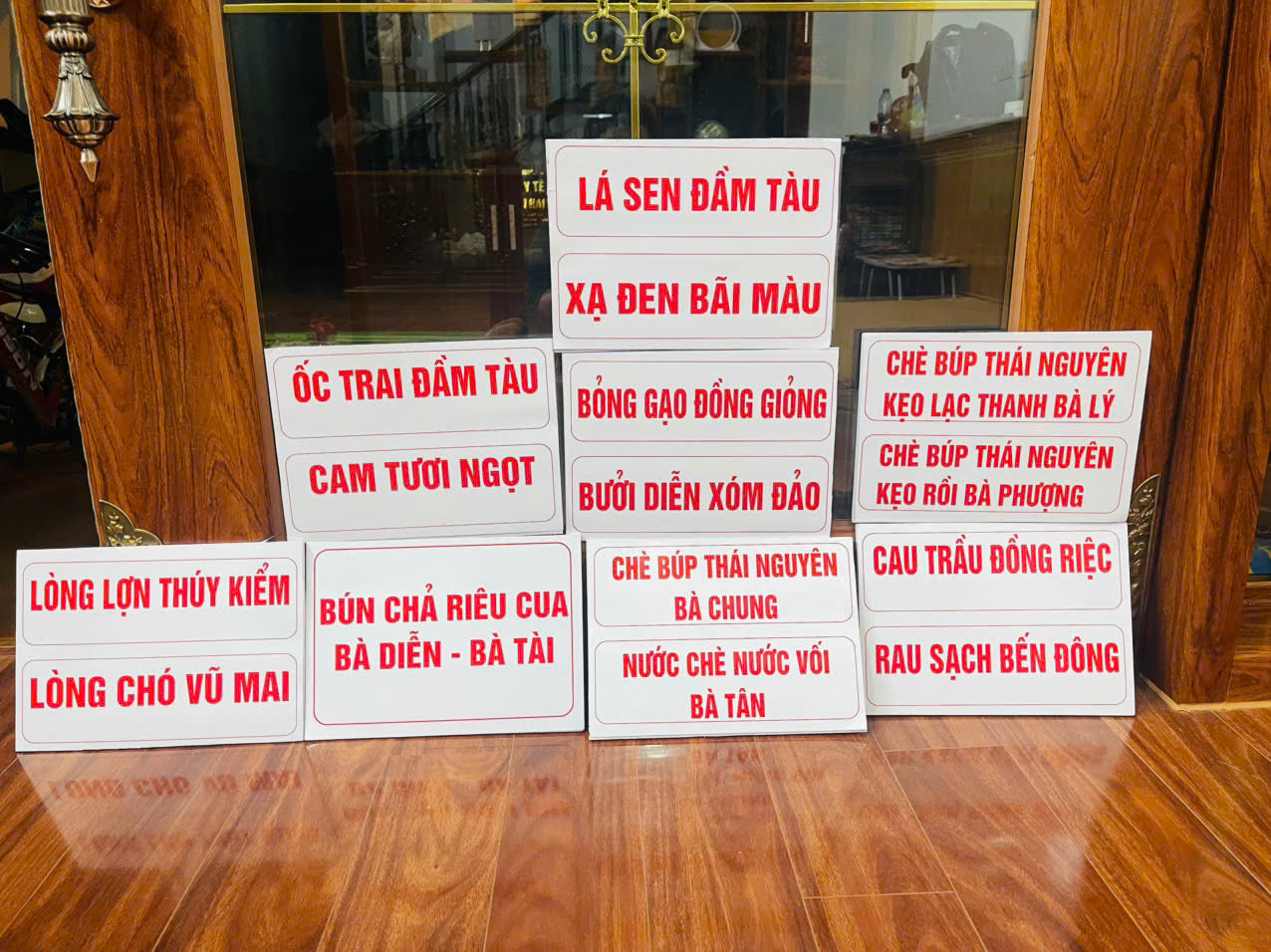 Nông sản thôn Vài kết nối tấm lòng, gây quỹ từ thiện ủng hộ phụ nữ nghèo đón tết- Ảnh 5.