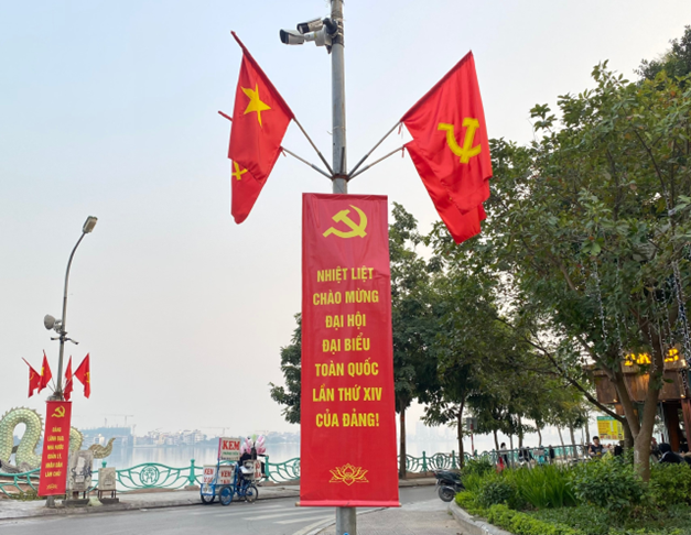 Phường Tây Hồ rực rỡ cờ hoa chào mừng Đại hội Đại biểu toàn quốc lần thứ XIV của Đảng- Ảnh 2.