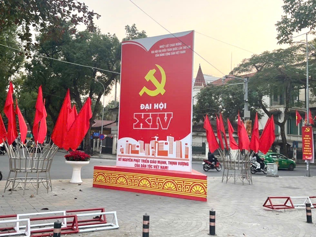 Phường Tây Hồ rực rỡ cờ hoa chào mừng Đại hội Đại biểu toàn quốc lần thứ XIV của Đảng- Ảnh 7.