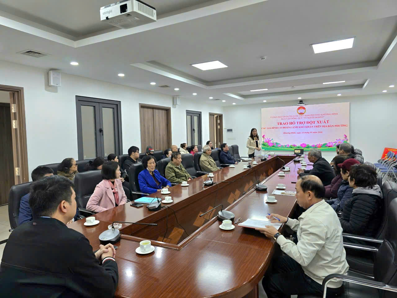 E:\MTTQ P.KHƯƠNG ĐÌNH_mới\ẢNHHHHH\Tặng quà\z7421511063380_dd75b0b1db6e2691fe7e39065991c69b.jpg