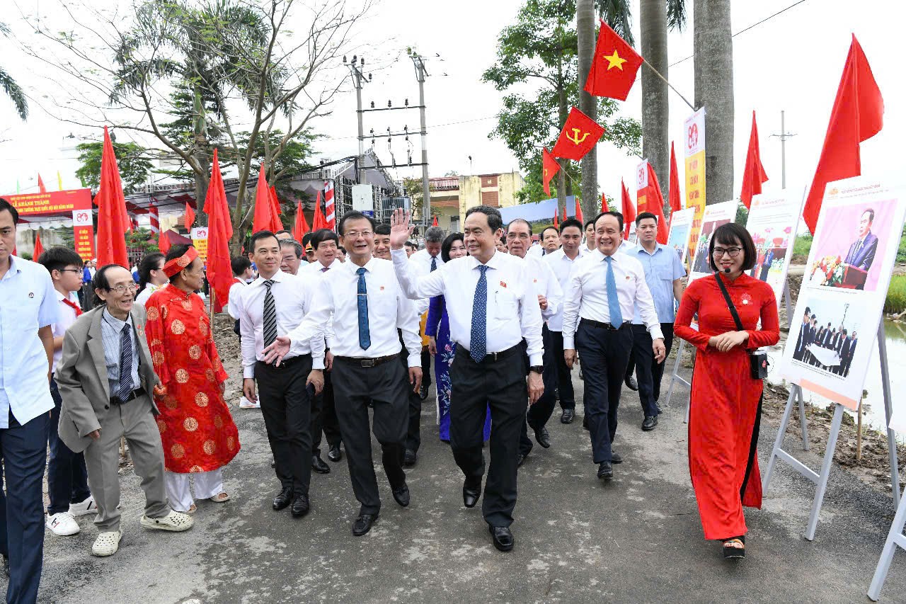 Bí thư Đảng uỷ xã Ứng Thiên Nguyễn Chí Viễn: Xã phải thực sự trở thành “cấp hành động”- Ảnh 2.