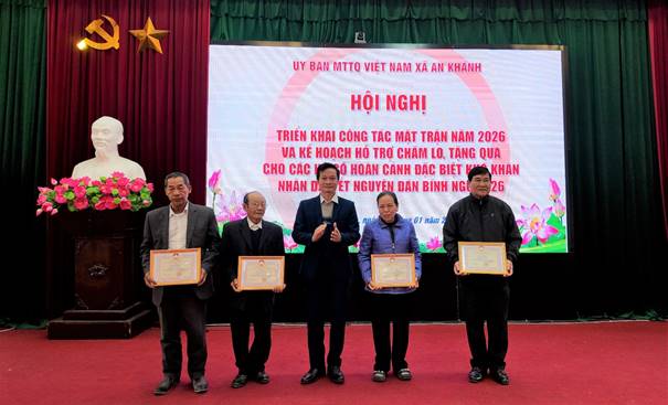 UBMTTQ xã triển khai công tác Mặt trận năm 2026 và kế hoạch hỗ trợ, chăm lo, tặng quà cho các hộ có hoàn cảnh đặc biệt khó khăn nhân dịp tết năm 2026- Ảnh 7.