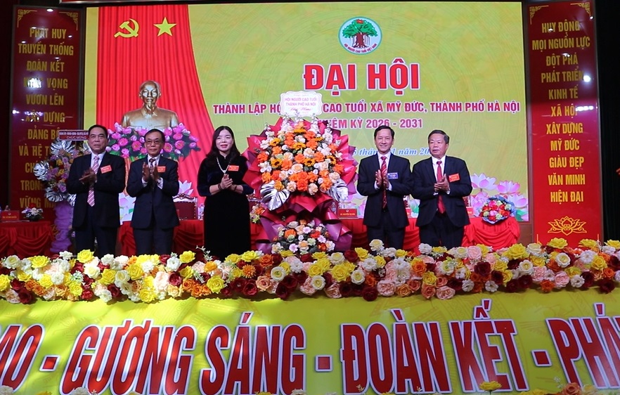 ĐẠI HỘI THÀNH LẬP HỘI NGƯỜI CAO TUỔI XÃ MỸ ĐỨC: ĐOÀN KẾT, SÁNG TẠO, VỮNG BƯỚC VÀO KỶ NGUYÊN MỚI- Ảnh 4.