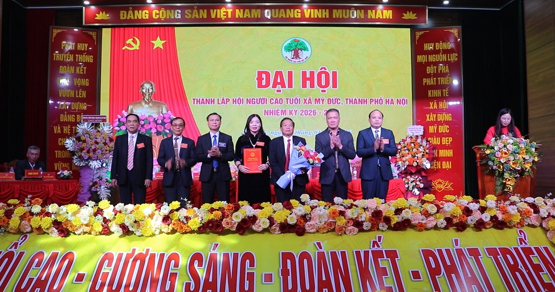 ĐẠI HỘI THÀNH LẬP HỘI NGƯỜI CAO TUỔI XÃ MỸ ĐỨC: ĐOÀN KẾT, SÁNG TẠO, VỮNG BƯỚC VÀO KỶ NGUYÊN MỚI- Ảnh 6.