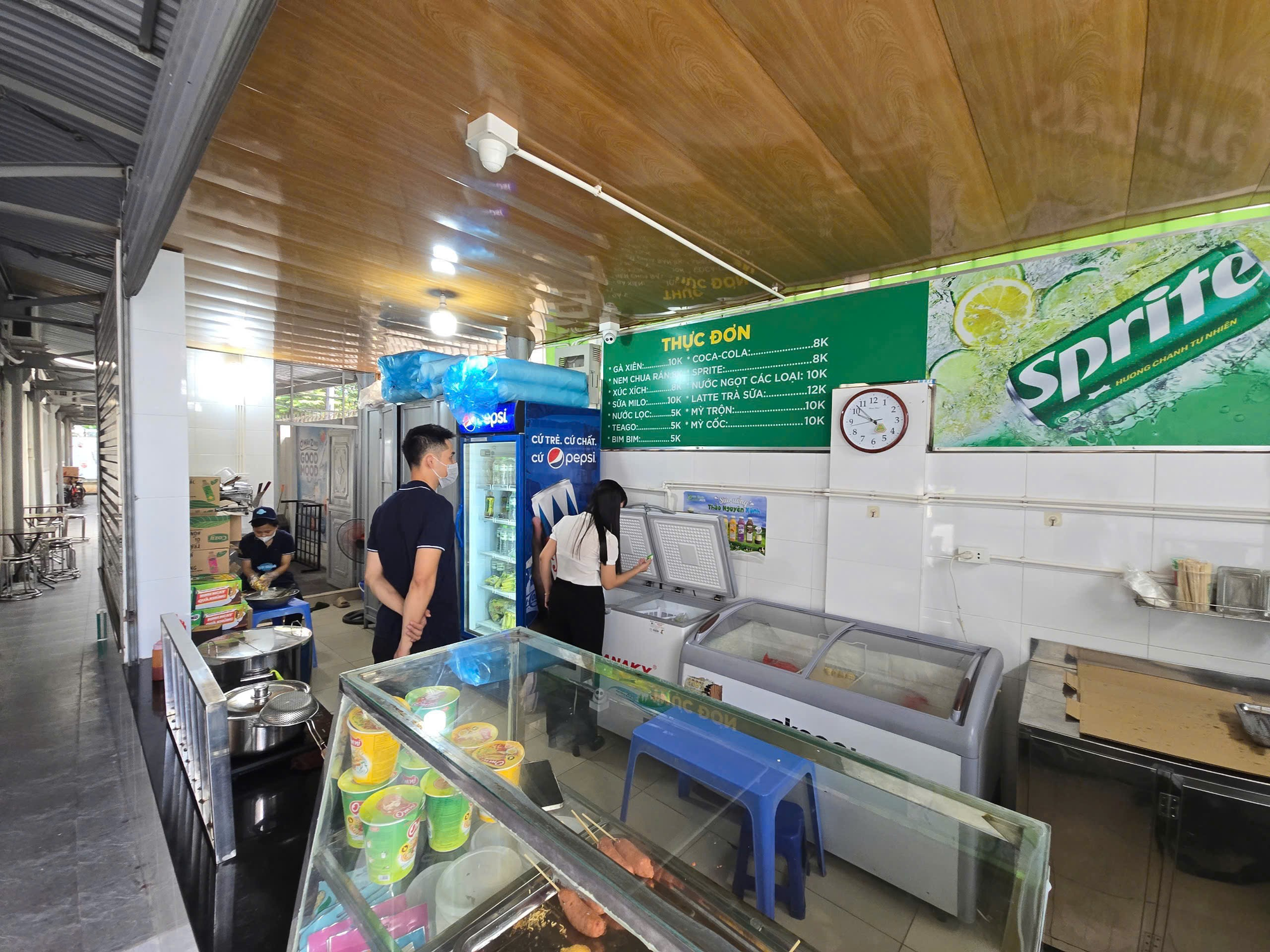 Phường Kim Liên triển khai khắc phục điểm nghẽn về an toàn thực phẩm trên địa bàn- Ảnh 2.