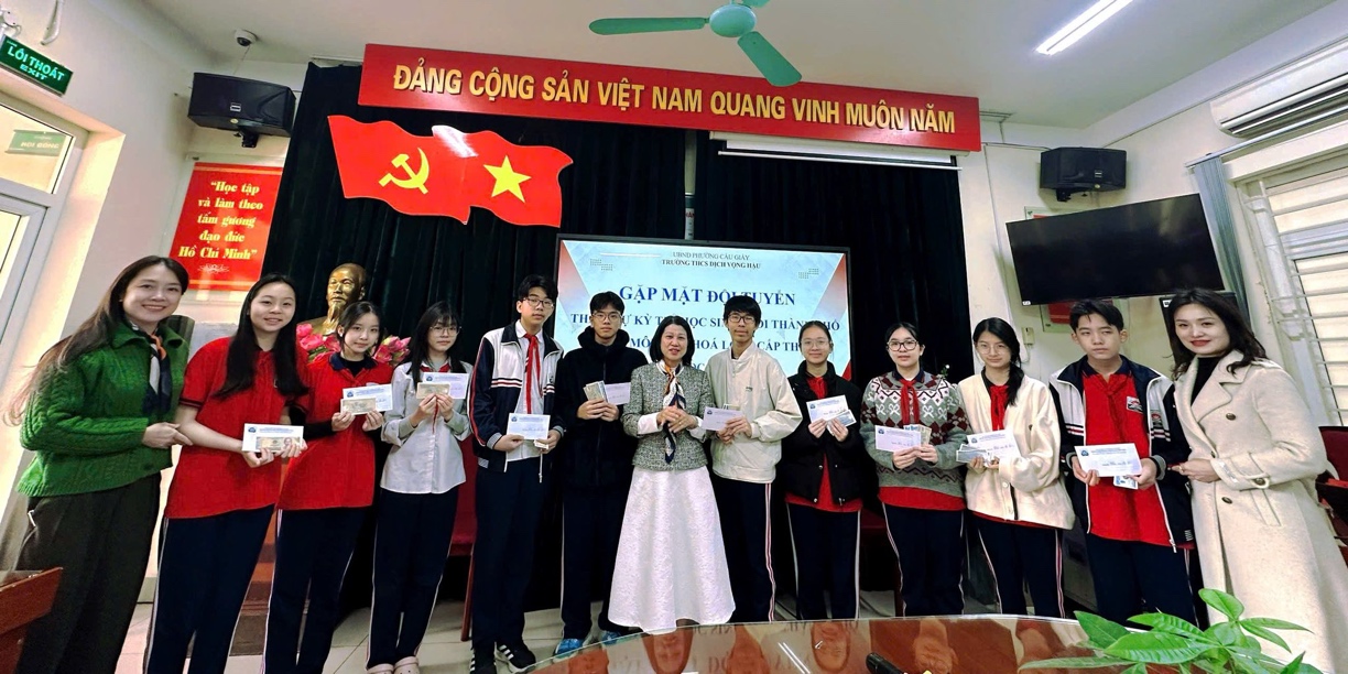 GẶP MẶT ĐỘI TUYỂN HSG THAM GIA DỰ THI CẤP THÀNH PHỐ - GỬI TRỌN NIỀM TIN TRƯỚC GIỜ XUẤT PHÁT- Ảnh 3.