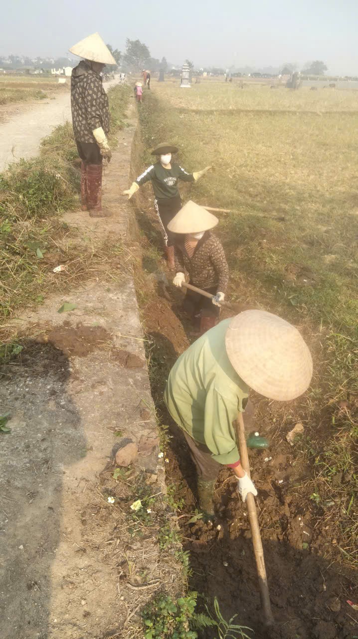 Nông dân xã Vật Lại tích cực nạo vét hệ thống mương, máng, đảm bảo công tác lấy nước phục vụ sản xuất vụ Xuân 2026- Ảnh 2.
