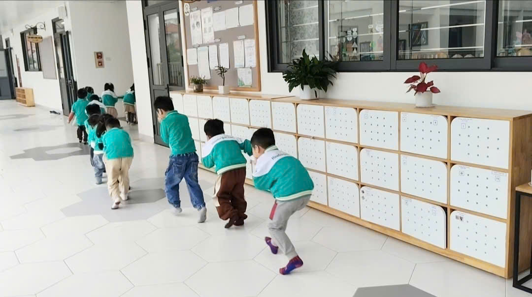 Trường mầm non Ánh Sao tổ chức tập huấn pccc cho trẻ với chủ đề: “Bé dũng cảm – bé biết bảo vệ mình” năm học 2025 - 2026- Ảnh 11.