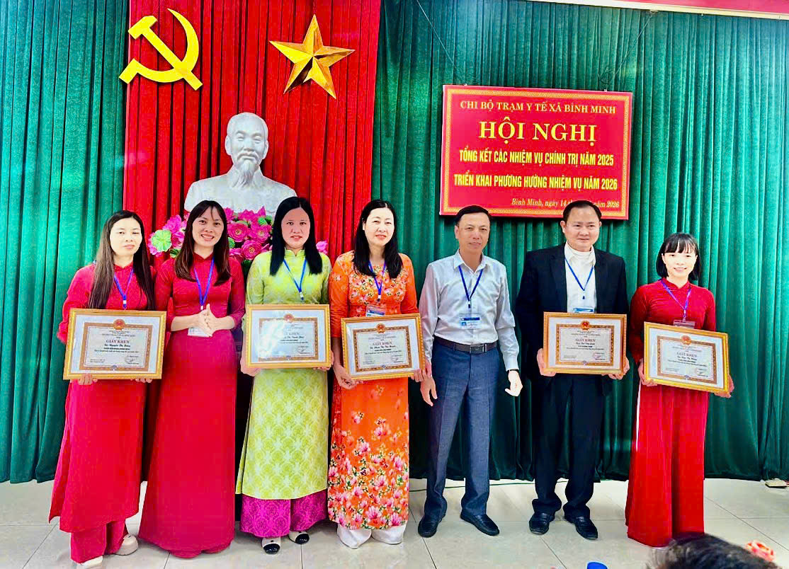 TRẠM Y TẾ XÃ: TỔNG KẾT NHIỆM VỤ CHÍNH TRỊ VÀ CÔNG TÁC Y TẾ NĂM 2025; TRIỂN KHAI PHƯƠNG HƯỚNG, NHIỆM VỤ NĂM 2026