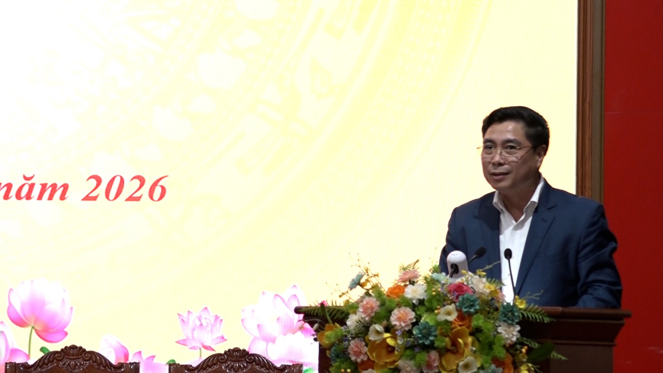 C:\Users\NOVATECHPC\Desktop\BKAVQ 2026\CUM THI DUA SO 9\Sequence 01.00_00_51_20.Still003.jpg