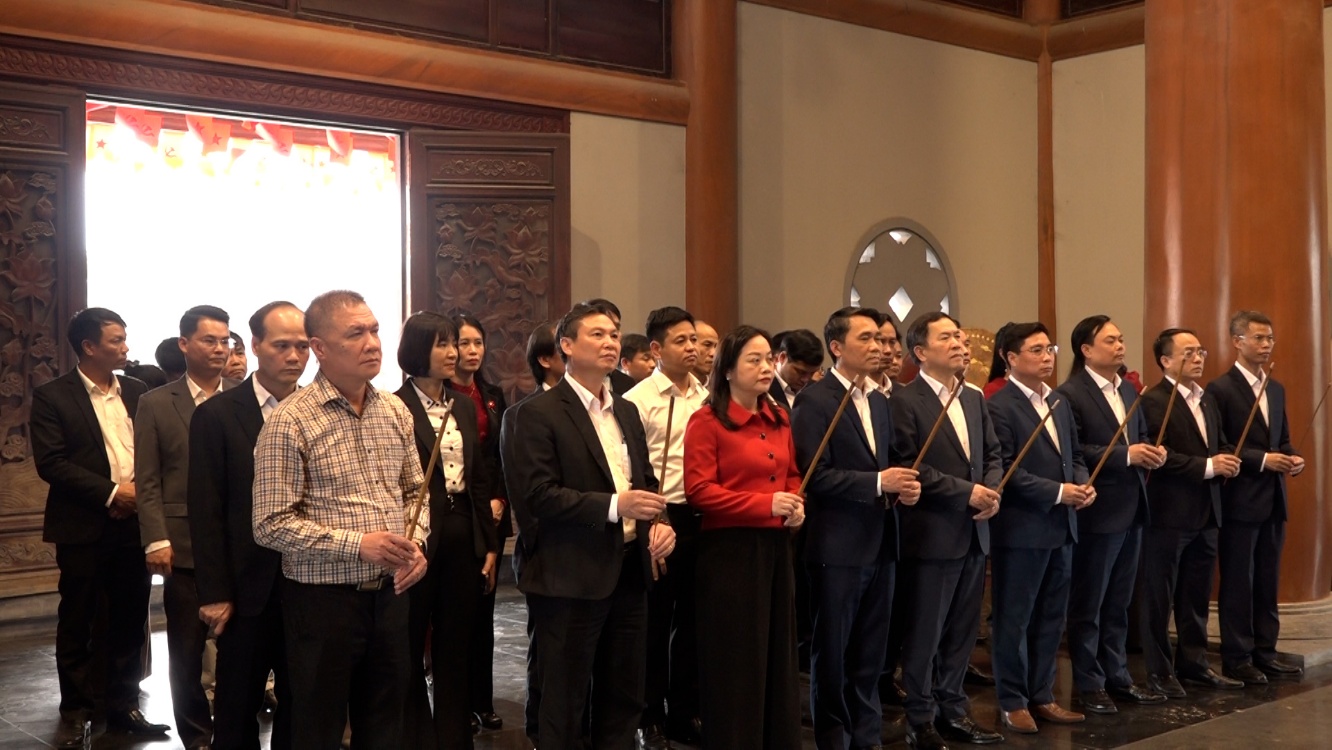 C:\Users\NOVATECHPC\Desktop\BKAVQ 2026\CUM THI DUA SO 9\Sequence 01.00_13_06_09.Still023.jpg