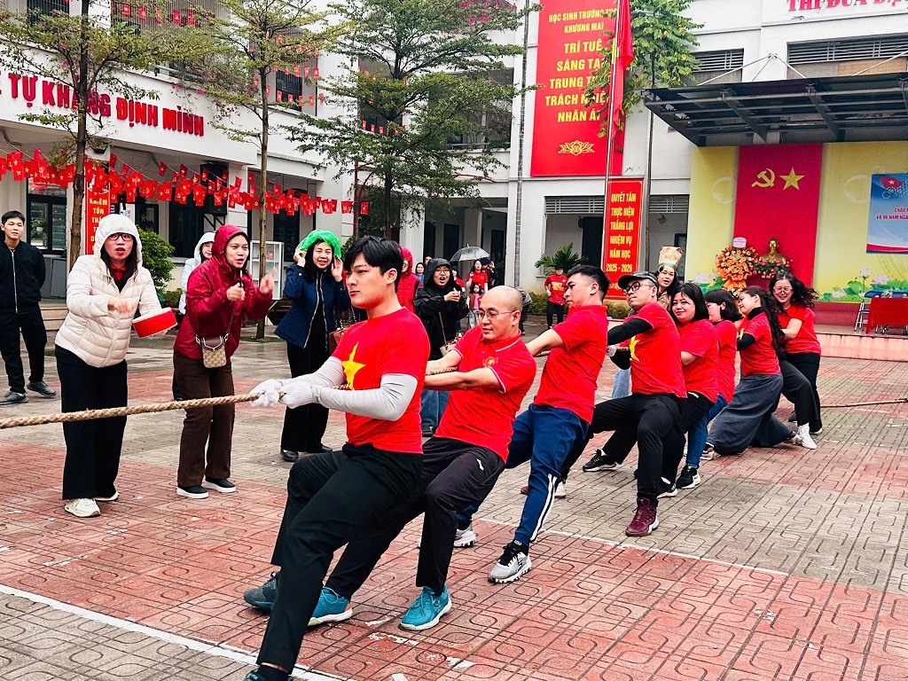 PHƯỜNG PHƯƠNG LIỆT: TỔ CHỨC CHUỖI HOẠT ĐỘNG VĂN HÓA VĂN NGHỆ, THỂ DỤC THỂ THAO CHÀO MỪNG ĐẠI HỘI ĐẢNG TOÀN QUỐC LẦN THỨ XIV VÀ MỪNG XUÂN BÍNH NGỌ 2026- Ảnh 3.