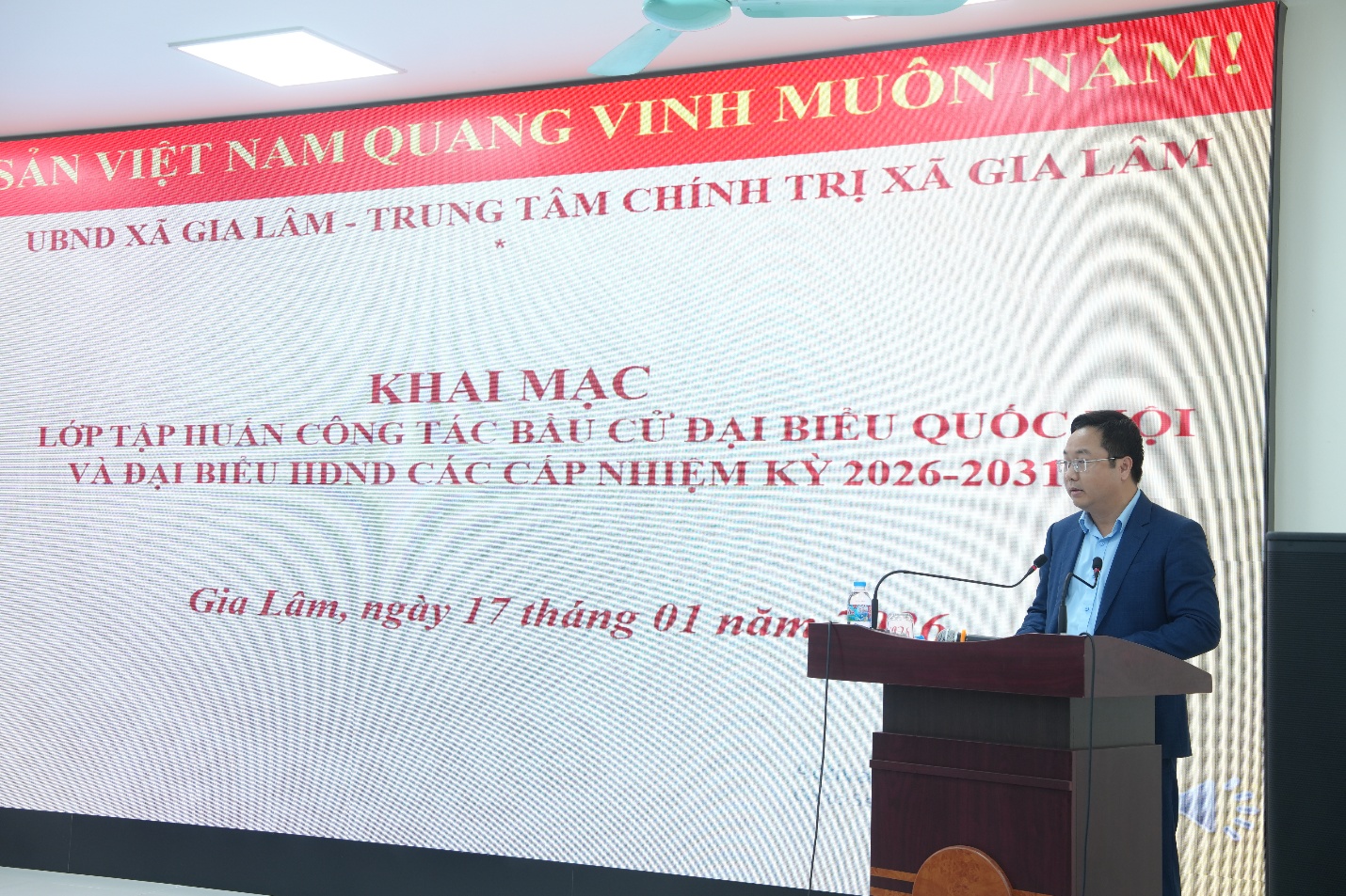 UBND xã Gia Lâm tổ chức hội nghị tập huấn công tác bầu cử- Ảnh 2.