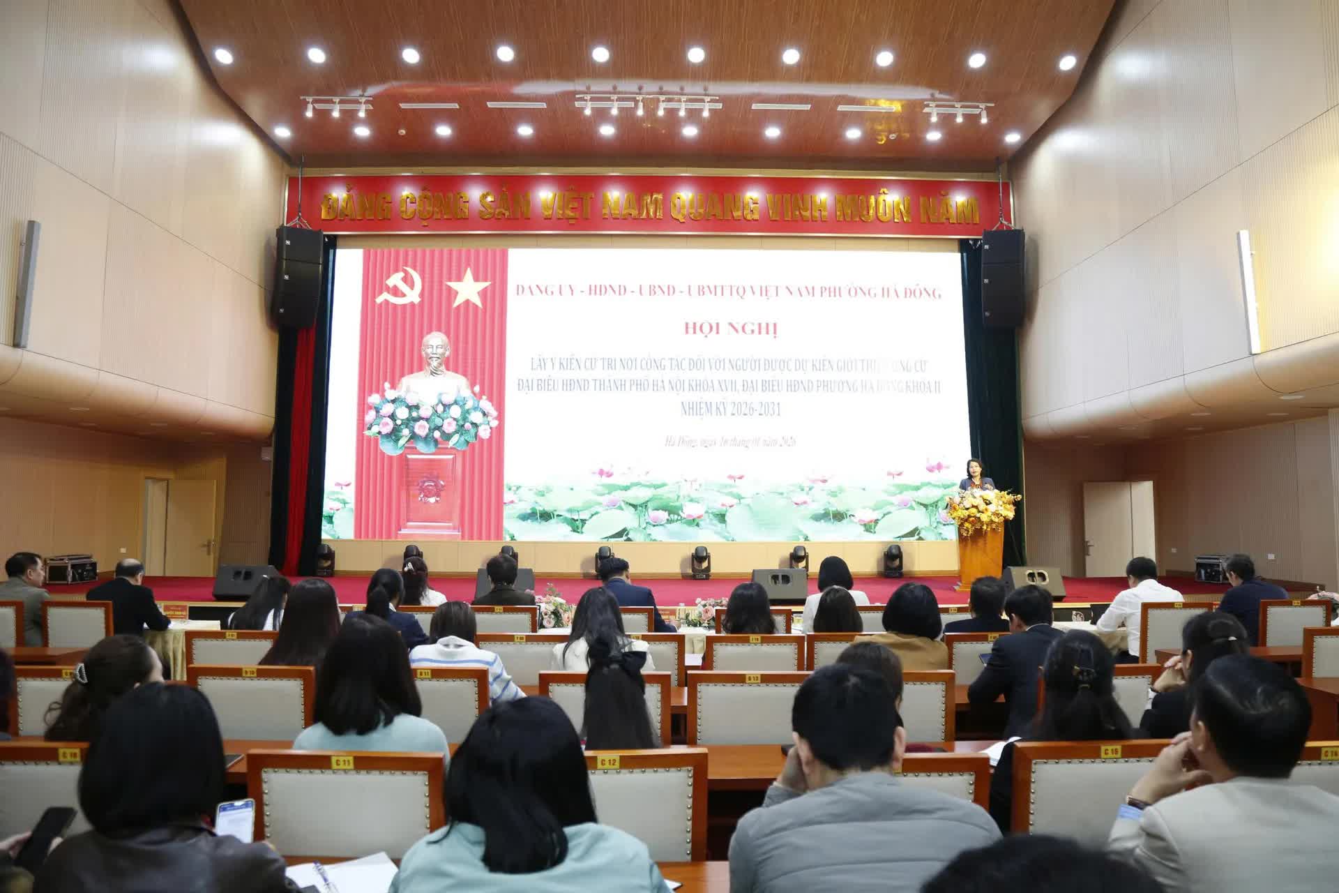 Phường Hà Đông lấy ý kiến cử tri nơi công tác của người ứng cử đại biểu HĐND thành phố và đại biểu HĐND phường- Ảnh 1.