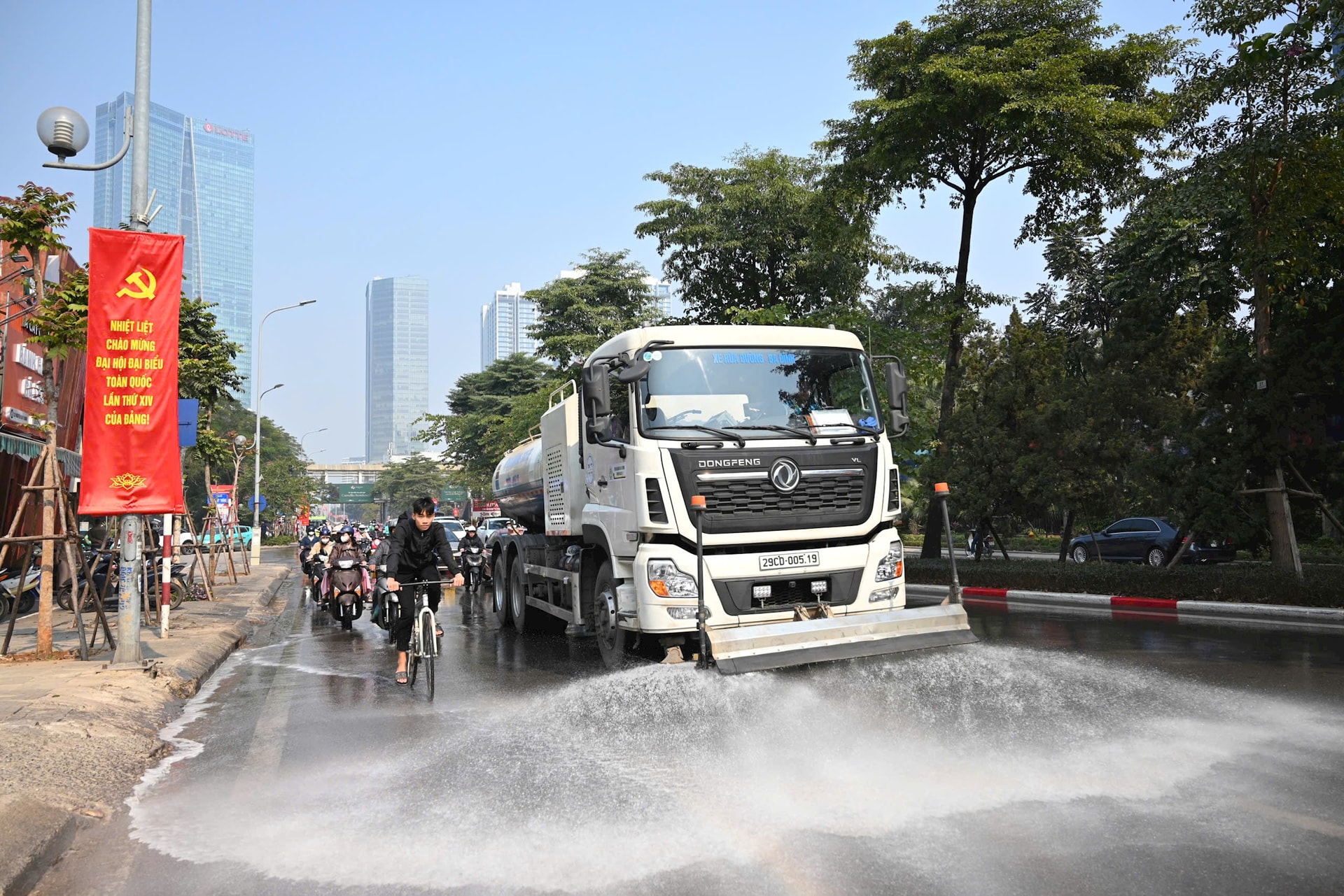 Đặt môi trường ngang tầm phát triển, hướng tới Thủ đô xanh- Ảnh 2.