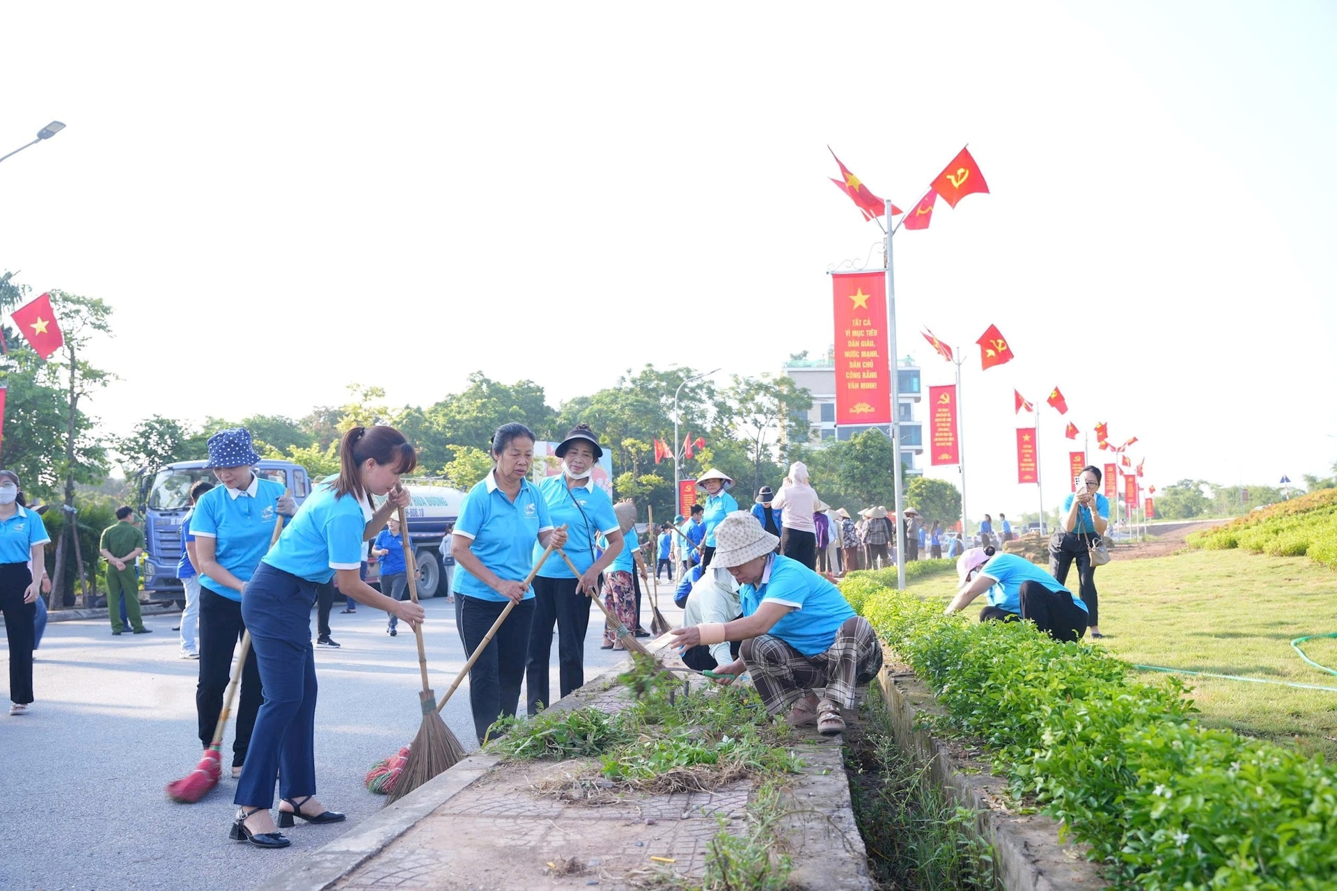 Đặt môi trường ngang tầm phát triển, hướng tới Thủ đô xanh- Ảnh 3.