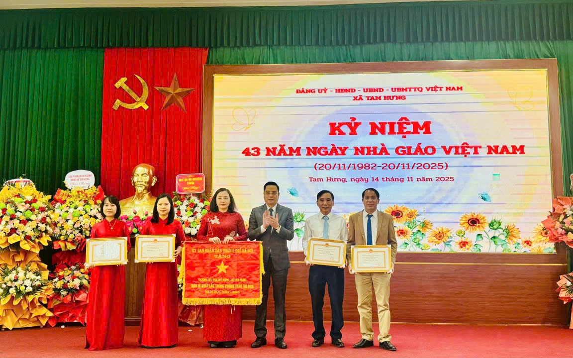 Người giữ lửa trong mái trường Tiểu học Mỹ Hưng