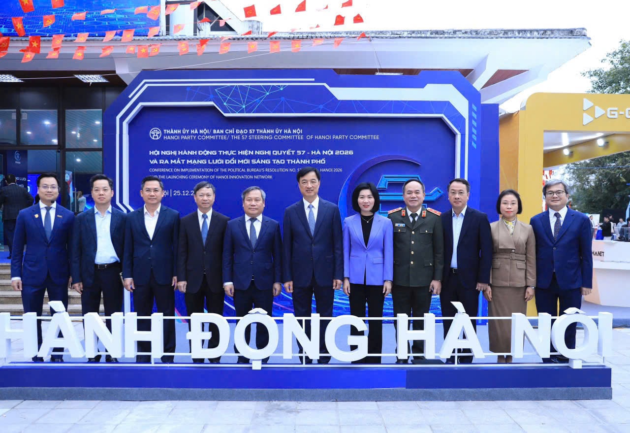 Thủ đô Hà Nội với sứ mệnh tiên phong, sẵn sàng hiện thực hóa tầm nhìn Đại hội XIV của Đảng- Ảnh 4.