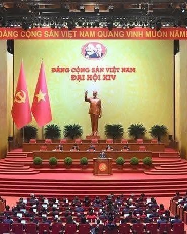 ĐẠI HỘI ĐẢNG XIV: ĐOÀN CHỦ TỊCH GỒM 16 ĐỒNG CHÍ ỦY VIÊN BỘ CHÍNH TRỊ- Ảnh 1.