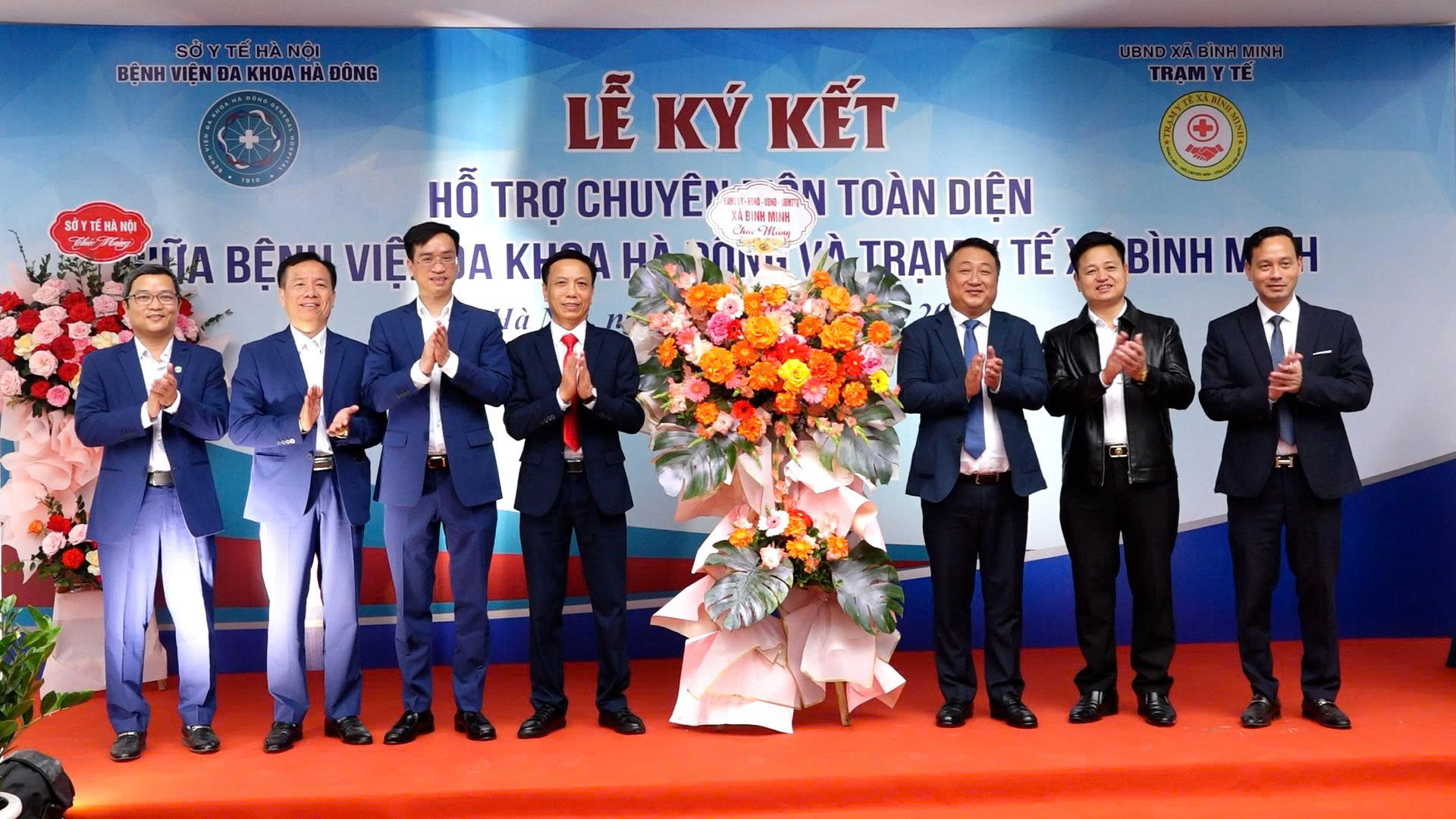 TĂNG CƯỜNG HỖ TRỢ CHUYÊN KHOA TOÀN DIỆN
GIỮA BỆNH VIỆN ĐA KHOA HÀ ĐÔNG VÀTRẠM Y TẾ XÃ