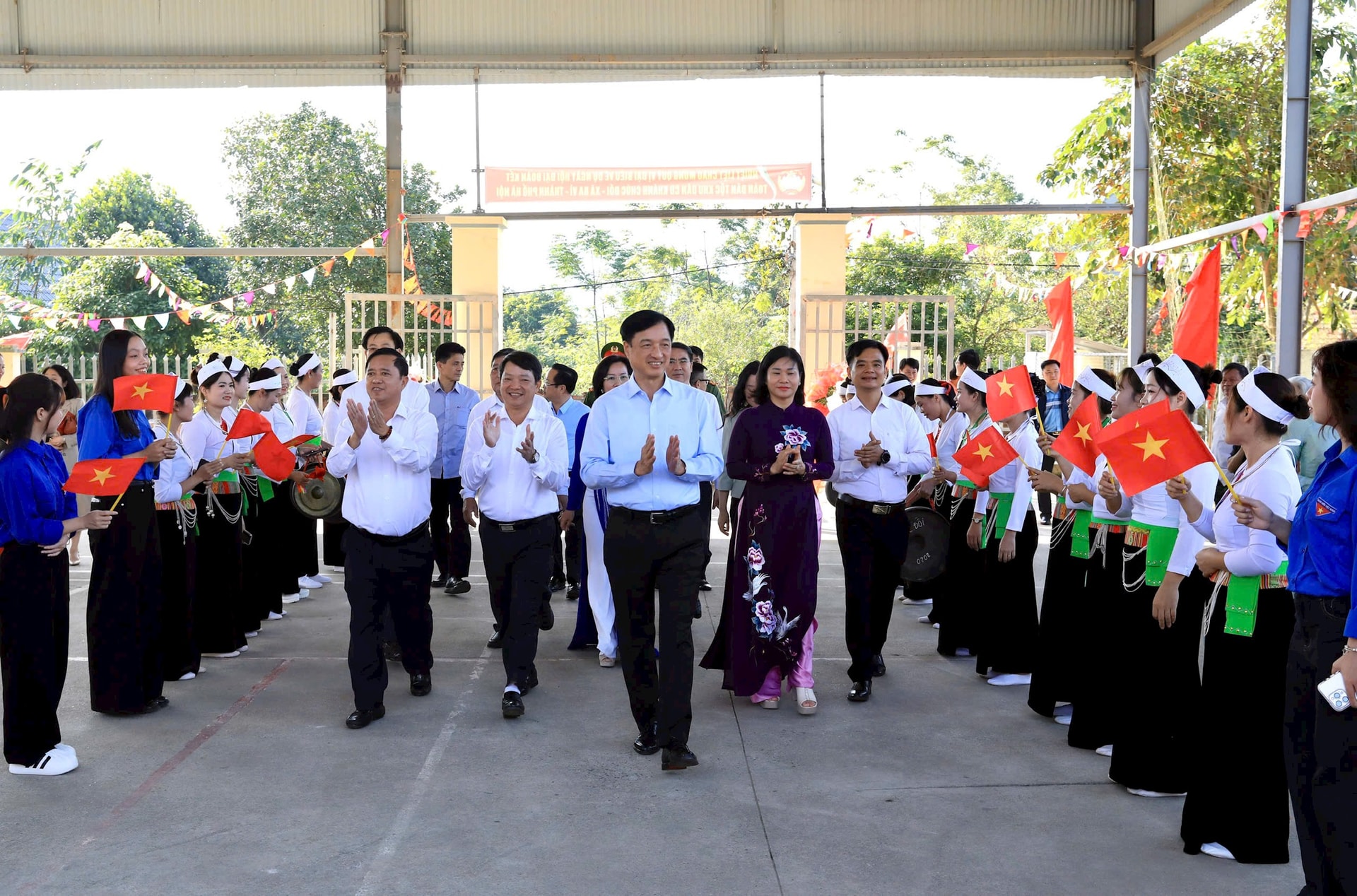 Thủ đô Hà Nội với sứ mệnh tiên phong, sẵn sàng hiện thực hóa tầm nhìn Đại hội XIV của Đảng- Ảnh 7.