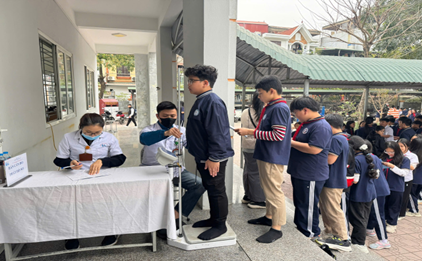 TRƯỜNG THCS THỊNH LIỆT TỔ CHỨC KHÁM SỨC KHỎE ĐỊNH KỲ CHO HỌC SINH NĂM HỌC 2025 – 2026- Ảnh 2.
