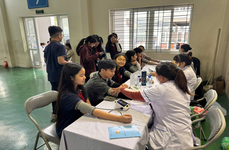 TRƯỜNG THCS THỊNH LIỆT TỔ CHỨC KHÁM SỨC KHỎE ĐỊNH KỲ CHO HỌC SINH NĂM HỌC 2025 – 2026- Ảnh 3.