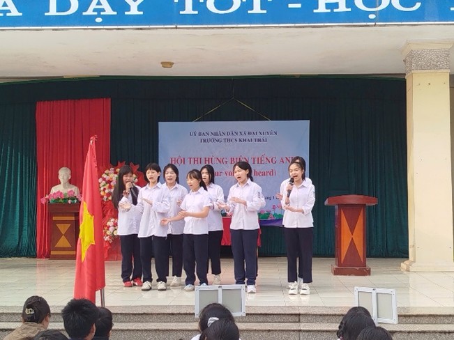 Trường THCS Khai Thái tổ chức cuộc thi Hùng biện Tiếng anh- Sân chơi bổ ích và sáng tạo - Ảnh 1.