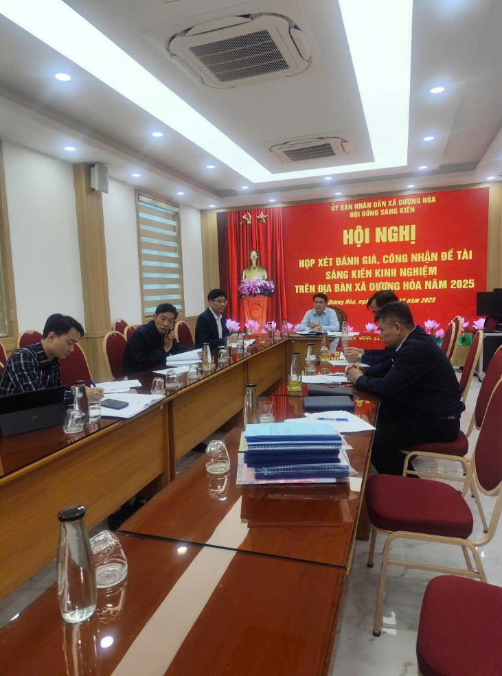 Hội đồng sáng kiến xã Dương Hòa tổ chức họp xét duyệt, đánh giá hiệu quả áp dụng và phạm vi ảnh hưởng của các sáng kiến năm 2025- Ảnh 2.