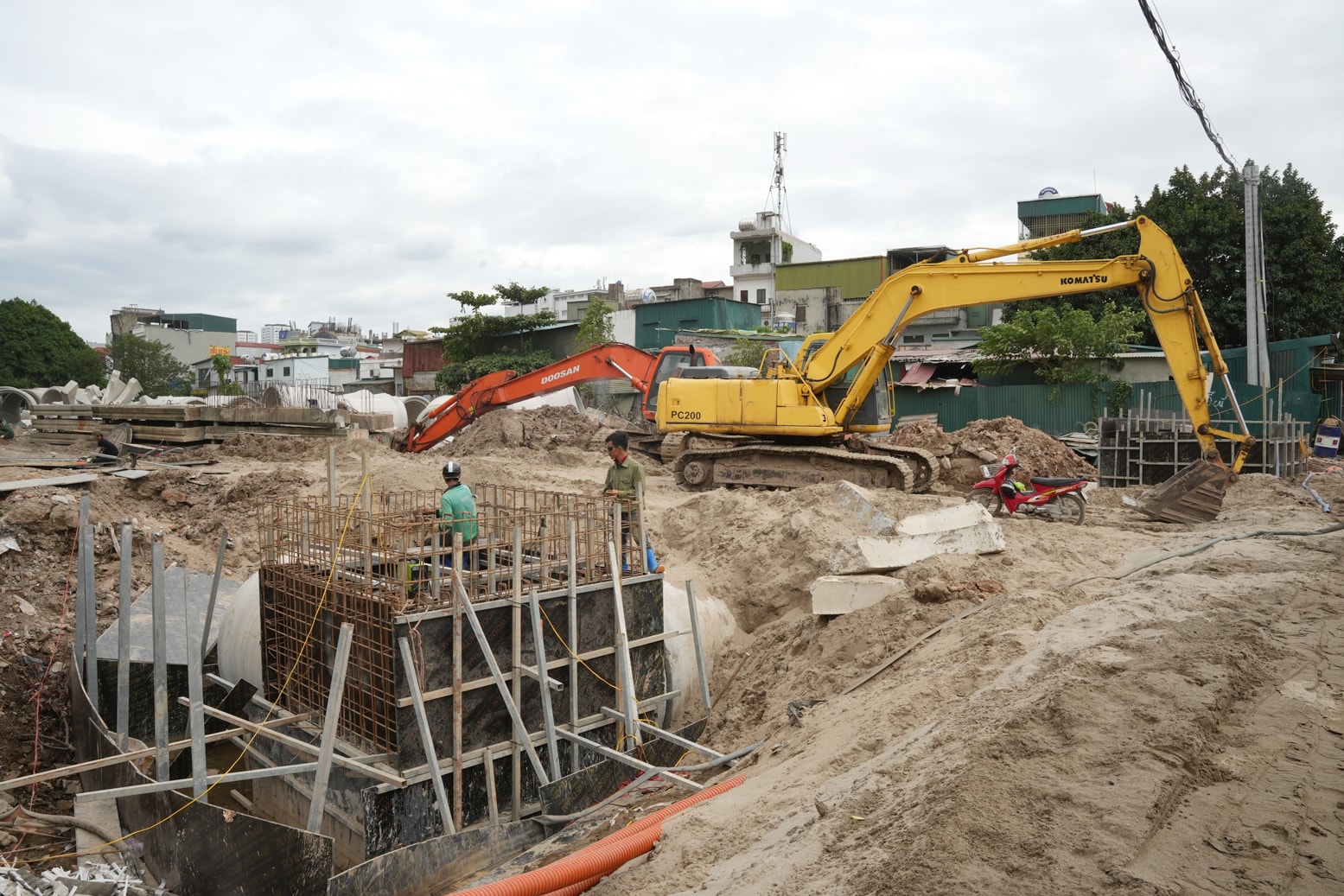 Tăng tốc thi công Vành đai 2,5: Hoàn thành đầu năm 2026, đồng bộ hạ tầng giao thông Thủ đô- Ảnh 9.