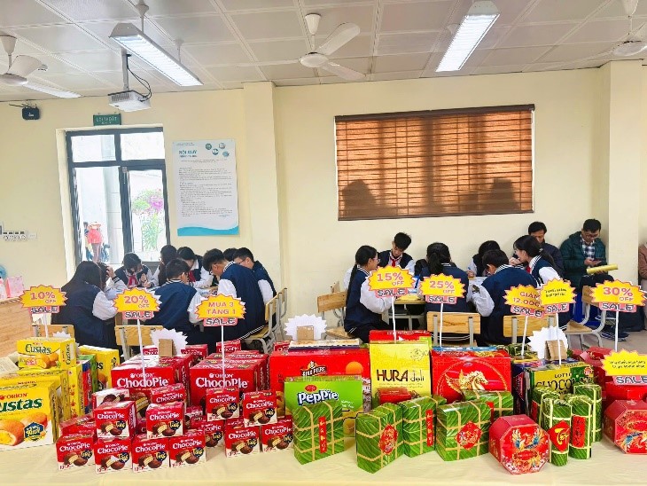 Nhóm Toán 7 - Trường THCS Linh Đàm tổ chức thành công chuyên đề “Sử dụng máy tính cầm tay giải toán – Vận dụng vào chủ đề Một số hình thức khuyến mãi trong kinh doanh”- Ảnh 13.