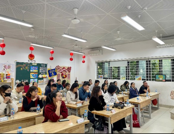 HỌP PHỤ HUYNH HỌC SINH HỌC KÌ I - TRƯỜNG TIỂU HỌC TRẦN PHÚ ĐỔI MỚI – SÁNG TẠO – ĐỒNG HÀNH CÙNG HỌC SINH NĂM HỌC: 2025 – 2026- Ảnh 6.