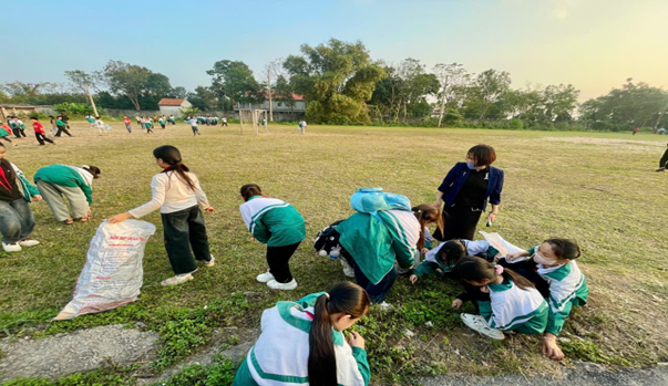 TRƯỜNG TIỂU HỌC NAM PHONG LAN TỎA PHONG TRÀO VÌ MỘT MÔI TRƯỜNG XANH – SẠCH – ĐẸP – NÓI KHÔNG VỚI RÁC THẢI NHỰA- Ảnh 8.