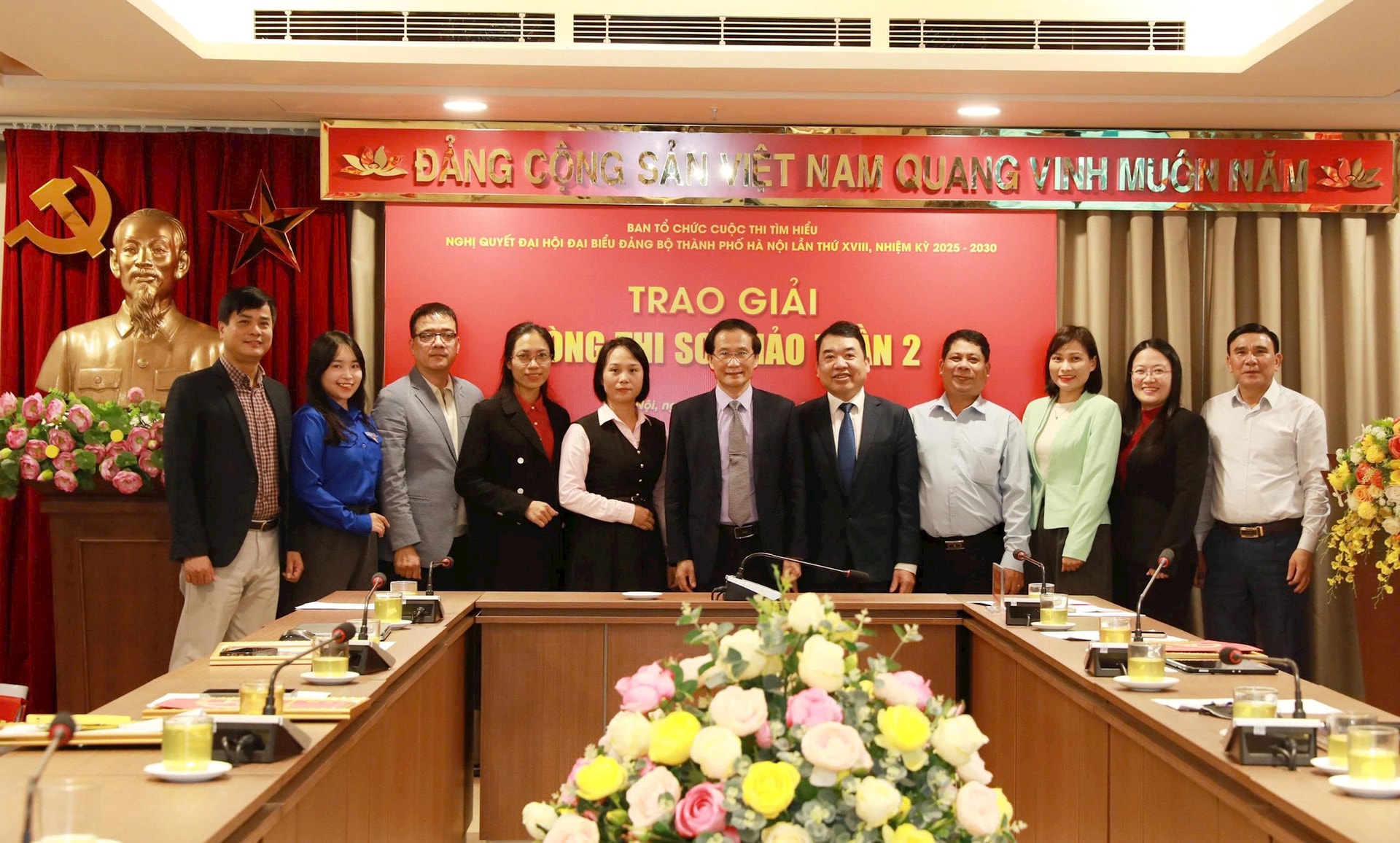 Phường Cầu Giấy tiếp tục dẫn đầu Cuộc thi tìm hiểu Nghị quyết Đại hội XVIII Đảng bộ TP Hà Nội- Ảnh 4.