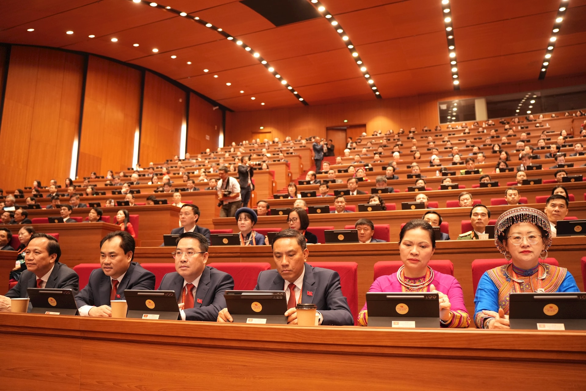 Toàn cảnh phiên khai mạc trọng thể Đại hội XIV của Đảng- Ảnh 11.