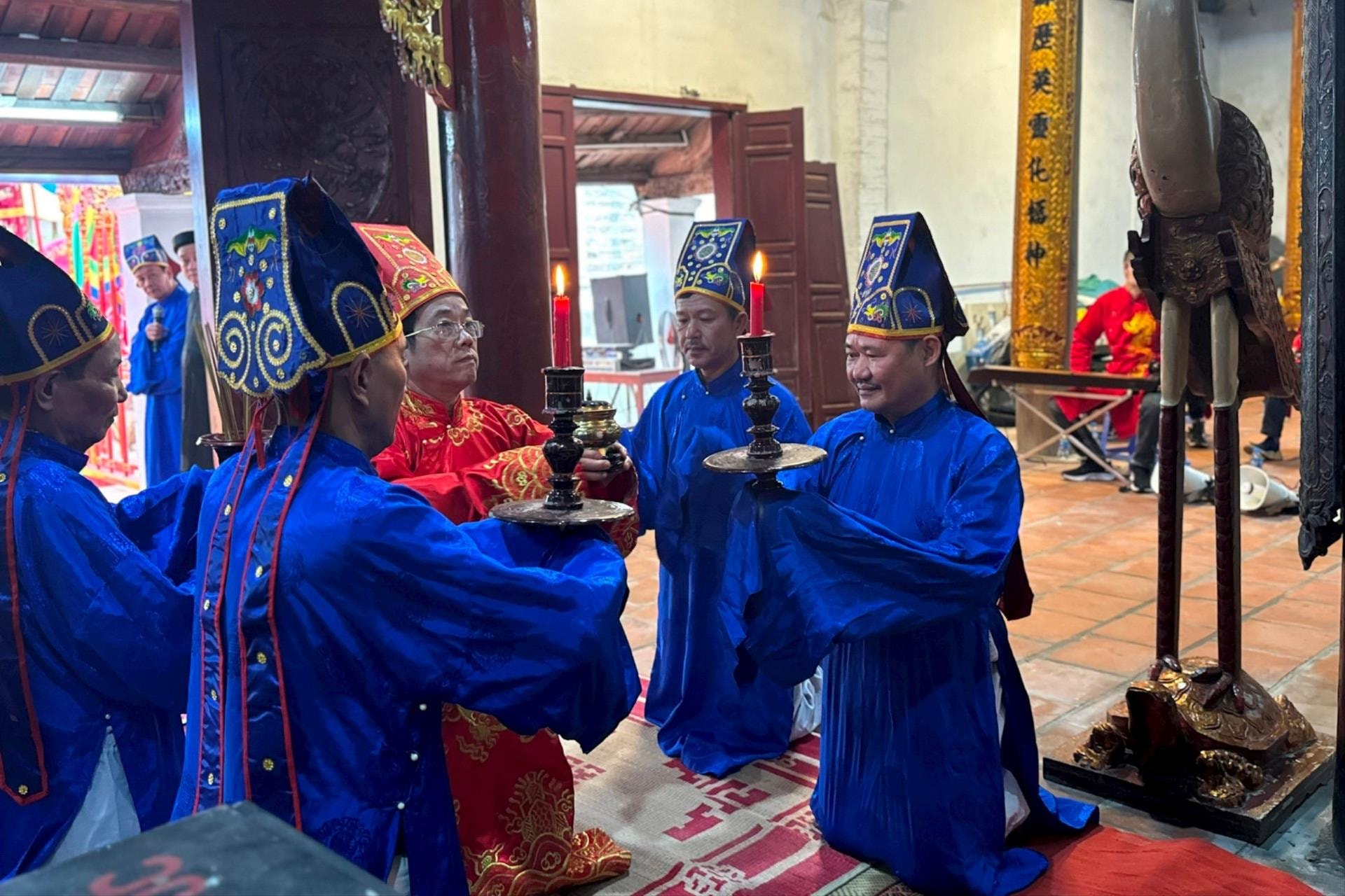 Lễ hội đình Đông Xã: Mạch nguồn văn hóa và tinh thần đoàn kết bên hồ Tây- Ảnh 2.