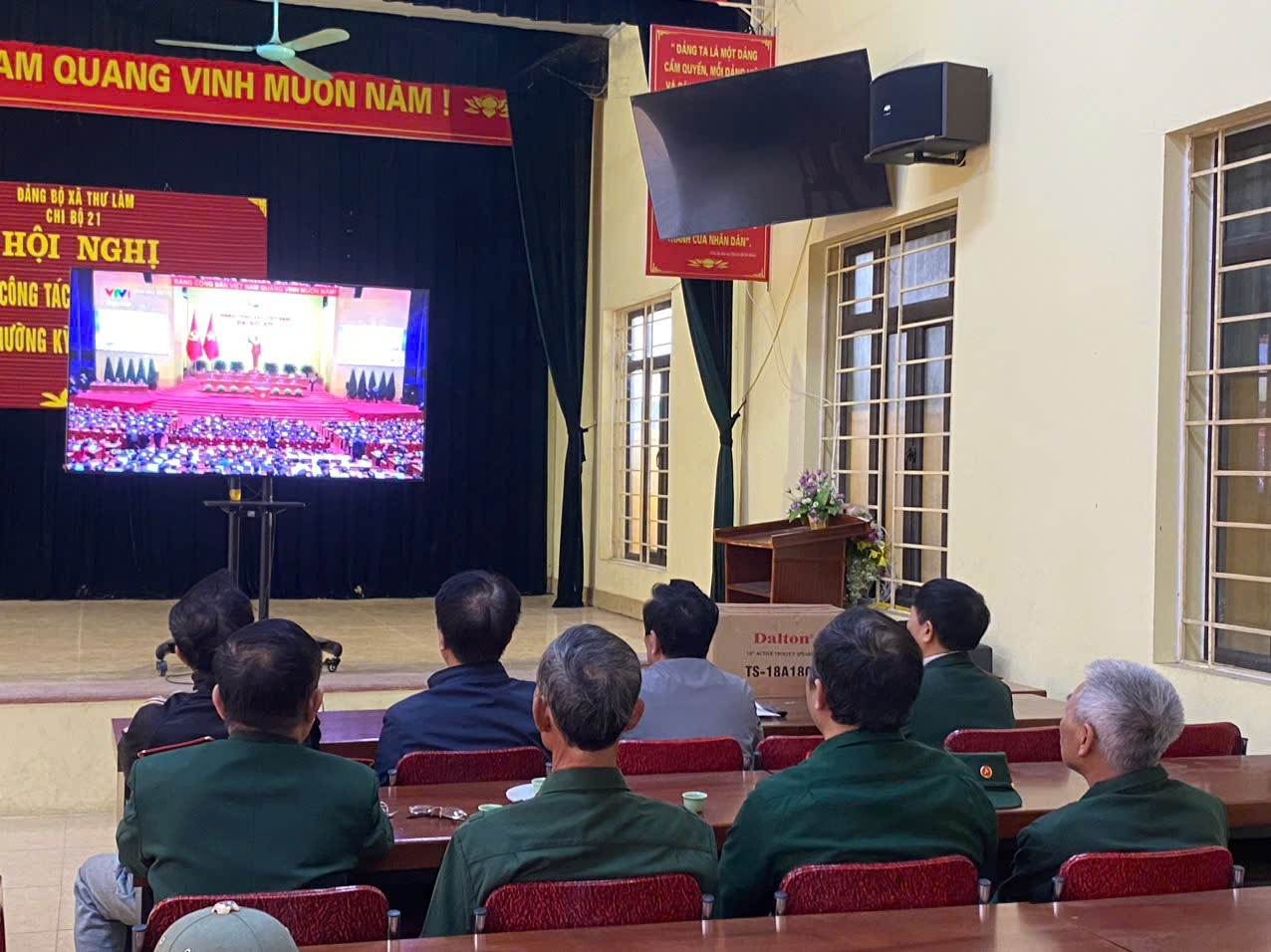 HỘI CCB XÃ THƯ LÂM TỔ CHỨC XEM TRUYỀN HÌNH TRỰC TIẾP  KHAI MẠC ĐẠI HỘI ĐẠI BIỂU TOÀN QUỐC LẦN THỨ XIV CỦA ĐẢNG- Ảnh 3.